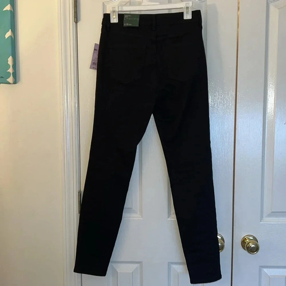 NWT Wild Fable Highest Rise Skinny Distressed Black Jeans Size 6 - Picture 4 of 6